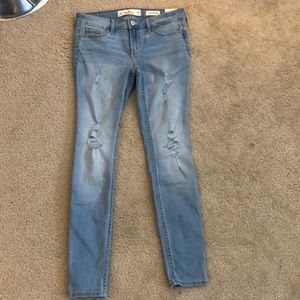NEW WITH TAGS! Hollister Jeans